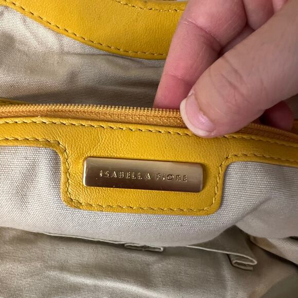 Isabella Fiore pleated leather purse yellow shoulder bag with tassel rare style - Picture 6 of 8